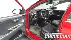 Kia Stonic, 2018 — миниатюра 12