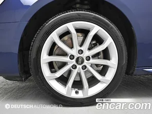 Audi A4, 2023 — миниатюра 5