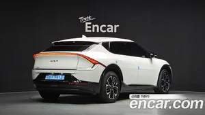 Kia EV6, 2023 — миниатюра 2