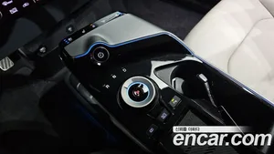 Kia EV6, 2023 — миниатюра 9