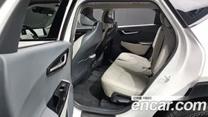 Kia EV6, 2023 — миниатюра 19
