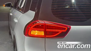 Kia Niro, 2022 — миниатюра 8
