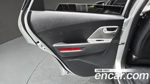 Kia Niro, 2022 — миниатюра 14