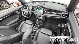 Mini Cooper Convertible, 2018 — миниатюра 7