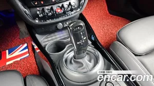 Mini Clubman, 2021 — миниатюра 12