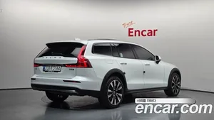 Volvo V60, 2024 — миниатюра 1