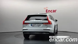 Volvo V60, 2024 — миниатюра 3