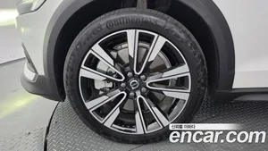 Volvo V60, 2024 — миниатюра 4