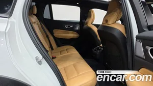 Volvo V60, 2024 — миниатюра 16