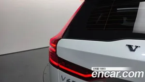 Volvo V60, 2024 — миниатюра 8