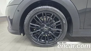 Mini Cooper, 2023 — миниатюра 5