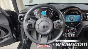 Mini Cooper, 2023 — миниатюра 20