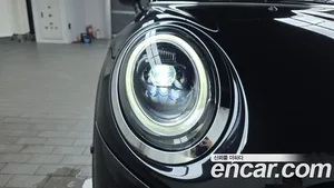 Mini Cooper, 2023 — миниатюра 8