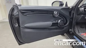 Mini Cooper, 2023 — миниатюра 14