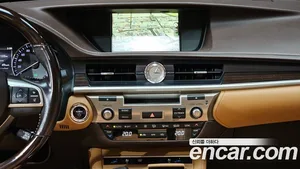Lexus ES, 2017 — миниатюра 14