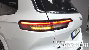 Jeep Cherokee, 2022 — миниатюра 9