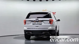 Ford Explorer, 2019 — миниатюра 4