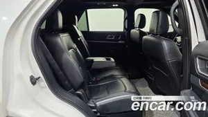 Ford Explorer, 2019 — миниатюра 18