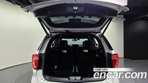 Ford Explorer, 2019 — миниатюра 26