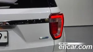 Ford Explorer, 2019 — миниатюра 9