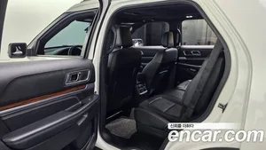 Ford Explorer, 2019 — миниатюра 16