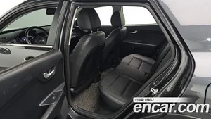 Kia Stonic, 2019 — миниатюра 18