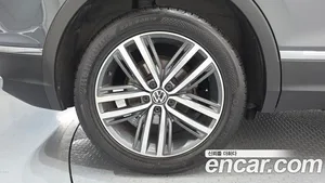 Volkswagen Tiguan, 2022 — миниатюра 5