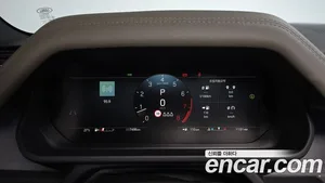 Land Rover Defender, 2025 — миниатюра 11