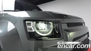 Land Rover Defender, 2025 — миниатюра 8