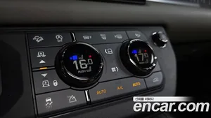 Land Rover Defender, 2025 — миниатюра 33