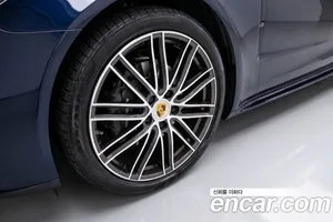 Porsche Panamera, 2018 — миниатюра 6