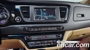 Kia Carnival, 2017 — миниатюра 14