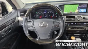 Lexus LS, 2016 — миниатюра 19