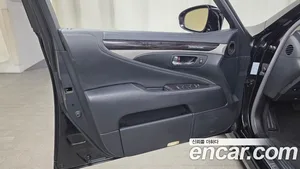 Lexus LS, 2016 — миниатюра 13