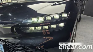 Genesis GV60, 2022 — миниатюра 8