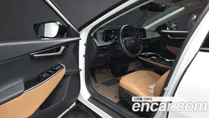 Kia EV6, 2021 — миниатюра 13