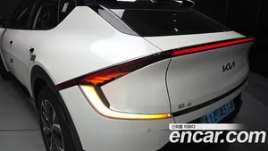 Kia EV6, 2021 — миниатюра 9