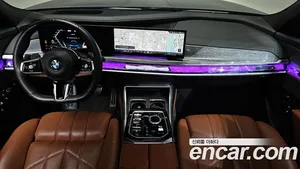 BMW 7-Series, 2023 — миниатюра 9
