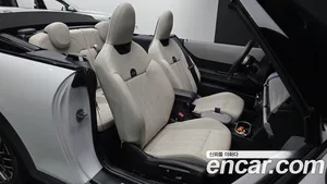 Mini Cooper Convertible, 2025 — миниатюра 17