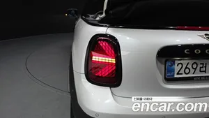 Mini Cooper Convertible, 2025 — миниатюра 9
