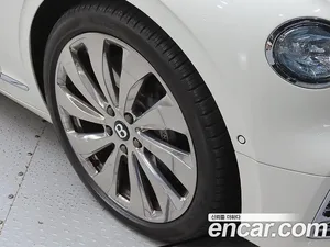 Bentley Flying Spur, 2022 — миниатюра 5