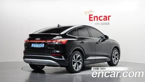 Audi Q4 e-tron, 2023 — миниатюра 1