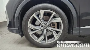 Audi Q4 e-tron, 2023 — миниатюра 4