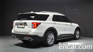Ford Explorer, 2021 — миниатюра 2