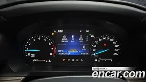 Ford Explorer, 2021 — миниатюра 11