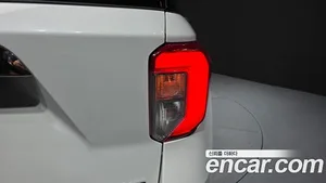 Ford Explorer, 2021 — миниатюра 9