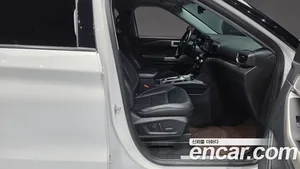 Ford Explorer, 2021 — миниатюра 16