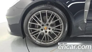 Porsche Panamera, 2022 — миниатюра 5