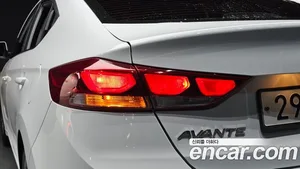 Hyundai Avante, 2018 — миниатюра 9