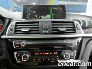 BMW 3-Series, 2017 — миниатюра 11